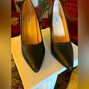 Black Cinak heels. Beautiful for formals or church or fancy or casual